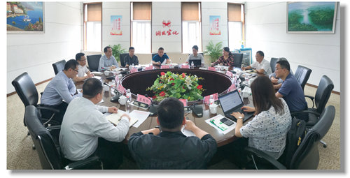 甕福集團(tuán)羅永留、開(kāi)磷集團(tuán)杜紹倫一行到訪宜化集團(tuán)